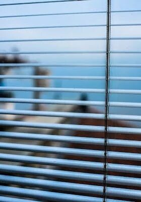 img-900e2090-ede0-4ee5-a61f-d49f87312e59 Persienne - Inde-Liv.com