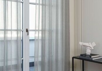 img-93b8ab1c-48a5-47da-9146-c239b1a7caa0 Solafskærmning gardiner Inde-Liv.com